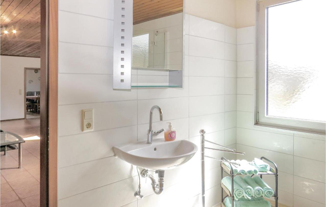 Gorgeous Apartment In Lahnstein With Kitchen מראה חיצוני תמונה